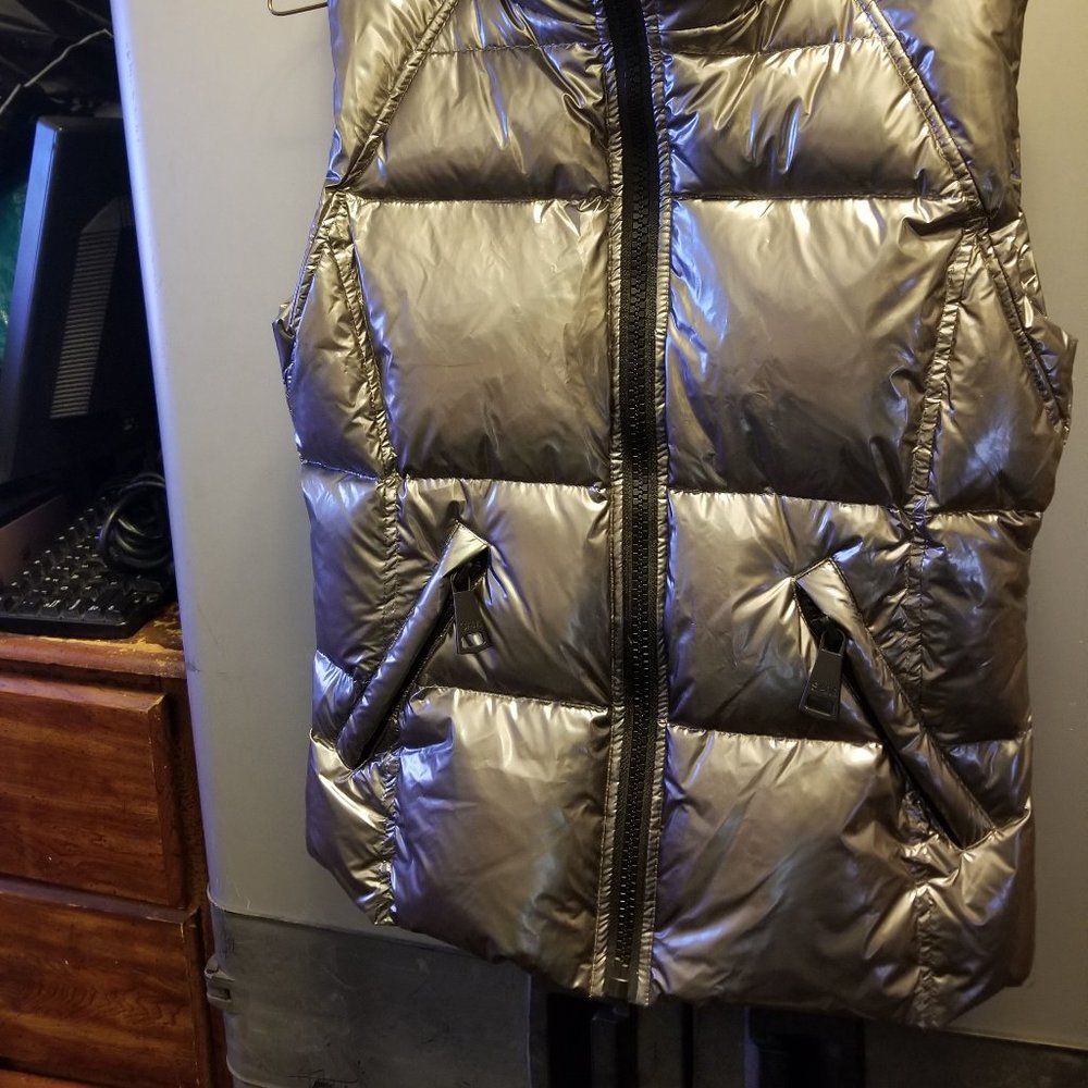 SAM Vest Silver Medium  Sleeveless